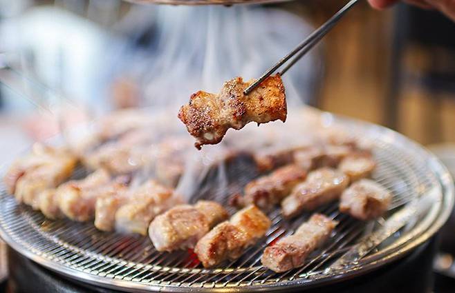 반반으로 나뉜다는 삼겹살 소스 .jpg 반반으로 나뉜다는 삼겹살 소스 .jpg