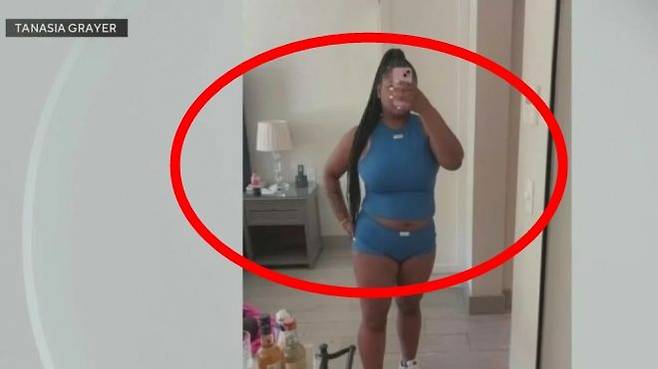 지난 16일(현지시간) 미국 마이애미에서 시카고로 향하는 스피릿 항공의 비행기를 탑승하려던 타나시아 그레이어는 ‘부적절한 복장’을 이유로 항공사 측으로부터 탑승을 거부당했다. 사진=CBS 마이애미