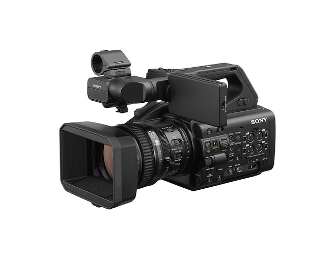 소니, 4K 3-CMOS 센서 플래그십 핸드헬드 XD