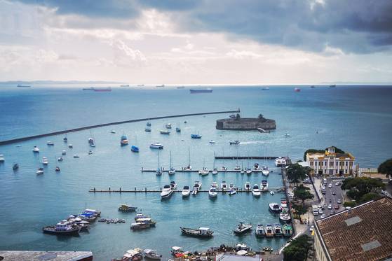 브라질 유일의 해상 요새 ‘상 마르셀루’가 사우바도르를 지키고 있다.