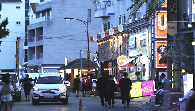 양양의 밤거리. [사진출처 = 연합뉴스]