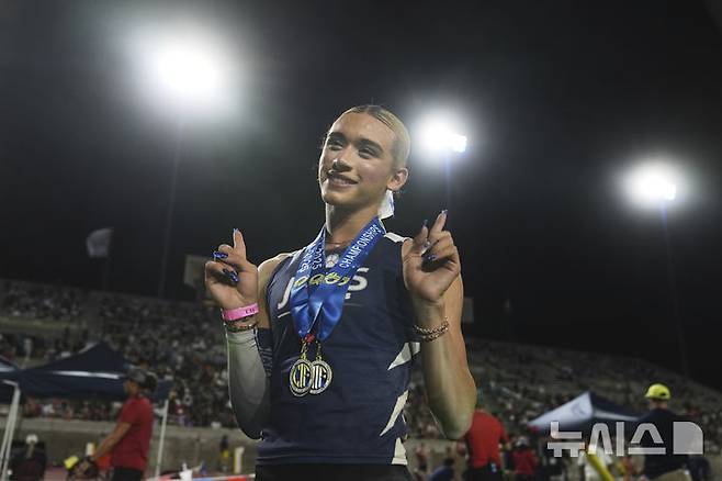 [캘리포니아=AP/뉴시스] 미국 고교 트랜스젠더 육상 선수 AB 에르난데스. 2025.05.31.