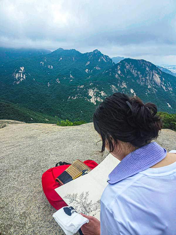 북한산 원효봉 현장 수묵화 작업