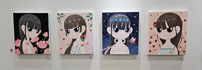 작가 비비조(조혜윤)가 만들어낸&nbsp;미소녀&nbsp;‘벼리’(별, Byuli)는&nbsp;천만근 무거운 일상을 겨우 살아내는 우리를 위로해준다.