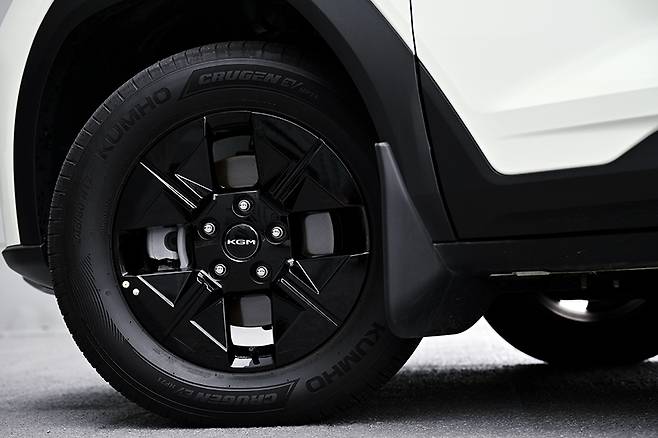 KG모빌리티 무쏘 EV. 사진: 김학수 기자