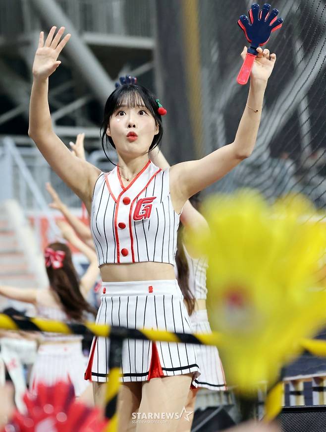 [한번에쓱]'자  갈매기들 다들 일어날 시간!' 최홍라