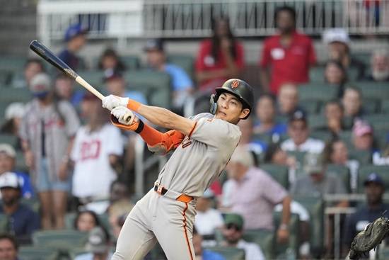 샌프란시스코 자이언츠 이정후는 23일(한국시간) 미국 조지아주 애틀랜타의 트루이스트파크에서 열린 2025 미국 메이저리그(MLB) 애틀랜타 브레이브스와의 원정경기에 1번타자 겸 중견수로 선발 출전, 4타수 무안타 1볼넷을 기록했다. 수비에서는 한 차례 인상적인 모습을 남기며 지난 경기 아쉬움을 만회했다. 연합뉴스