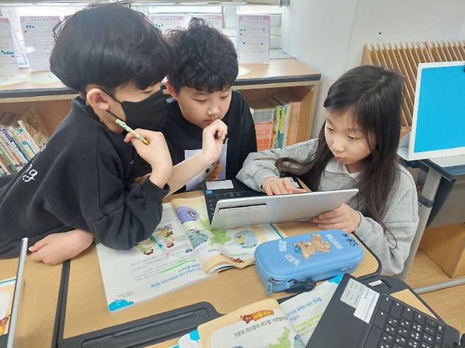 프로젝트 학습을 통한 수업혁신 모습.