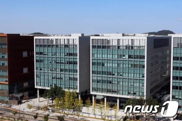 LG이노텍 사이언스파크 본사 전경. (LG이노텍) ⓒ News1