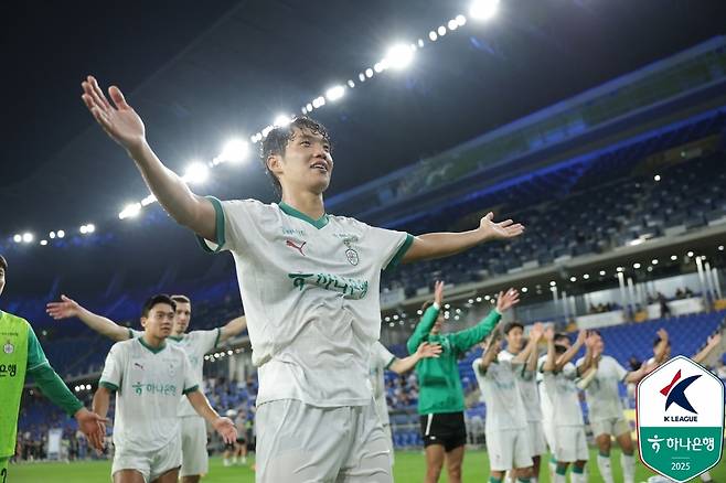 최근 2경기 연속 극장골로 울었던 대전이기에, 이번 극장골 승리는 더 값졌다. (한국프로축구연맹 제공)