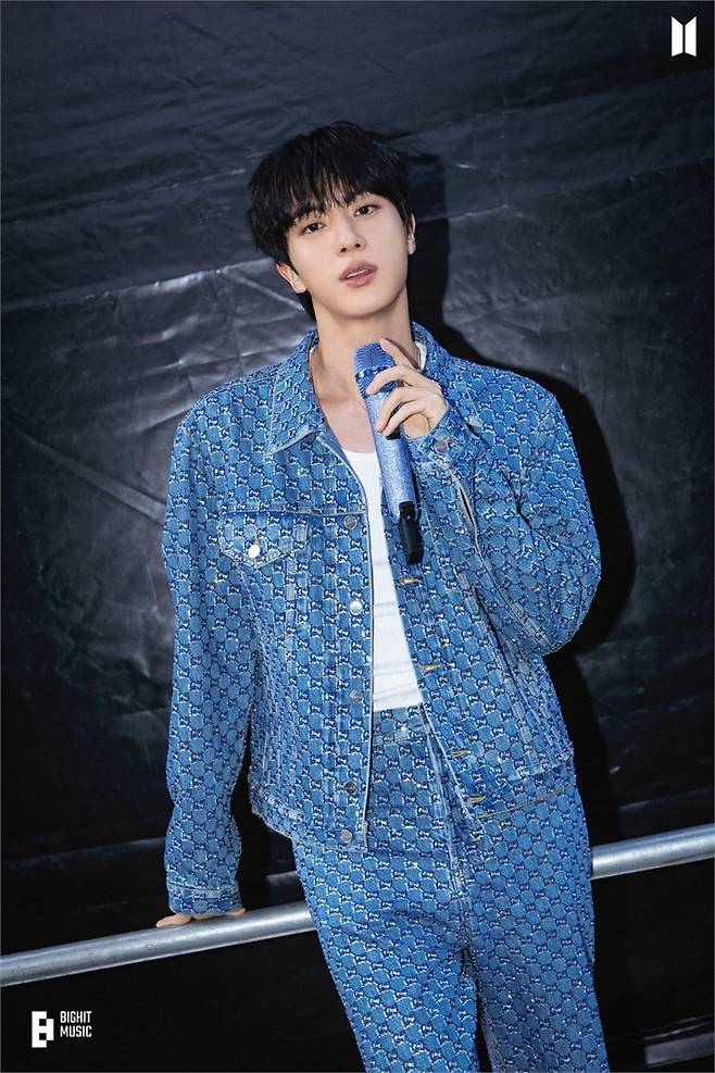 방탄소년단 진 (출처 : 빅히트 뮤직)