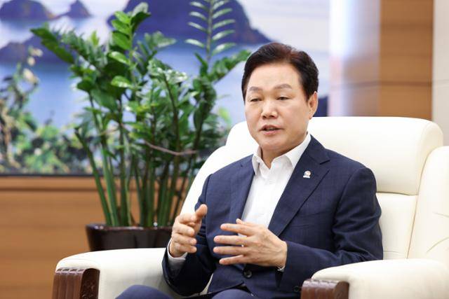 경남도 박완수 경남지사는 “1년 여 남은 민선8기 4년차는 ‘공존과 성장, 희망의 경남’을 실현하는 도정을 펼쳐 더 큰 도약의 ‘도민 행복시대’를 열어 가겠다.”고 다짐했다. 경남도 제공