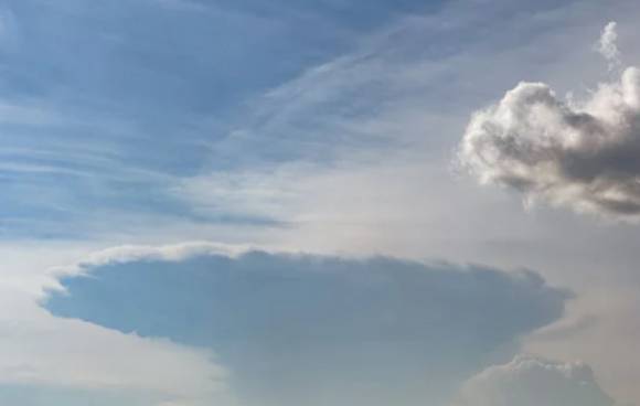 일본 사이타마에도 모루구름이 생겼다. [사진=X 갈무리 ]