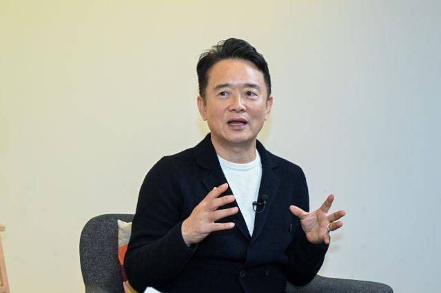 남경필 전 경기도지사가 서울 여의도 국민일보 스튜디오에서 인터뷰를 하고 있다. 신석현 포토그래퍼