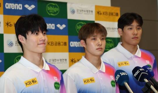 승리를 향한 굳은 각오. 사진[연합뉴스]