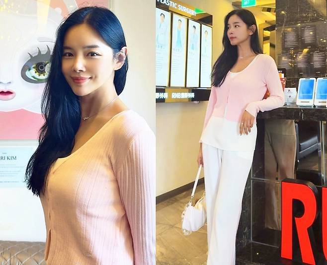 조정민이 고백한 데뷔 비하인드와 함께 세련된 일상룩으로 눈길을 끌고 있다.사진=조정민 SNS