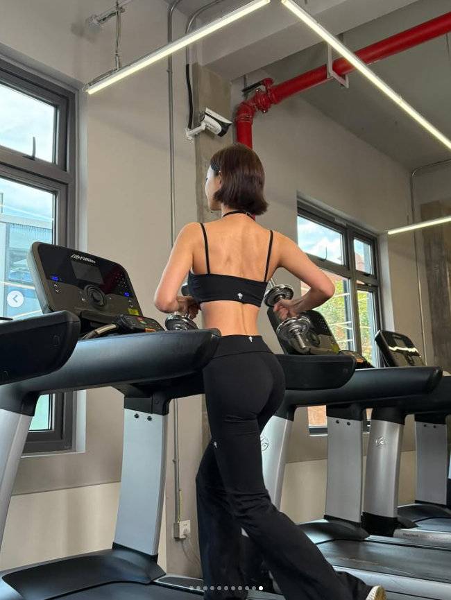 사진｜클라라 인스타그램