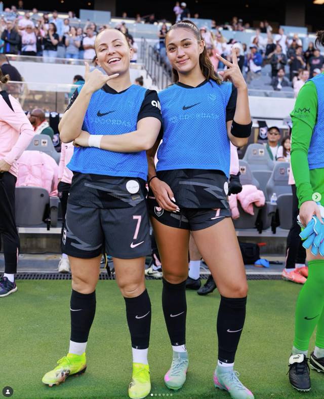 케이시 유진 페어(오른쪽). /사진=엔젤시티 SNS