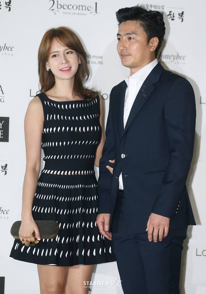 왼쪽부터 이혜원, 안정환 부부 /사진=스타뉴스
