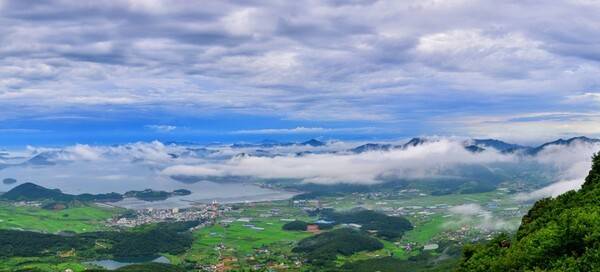 계룡산&nbsp;(ⓒ한국관광공사 대한민국 구석구석)