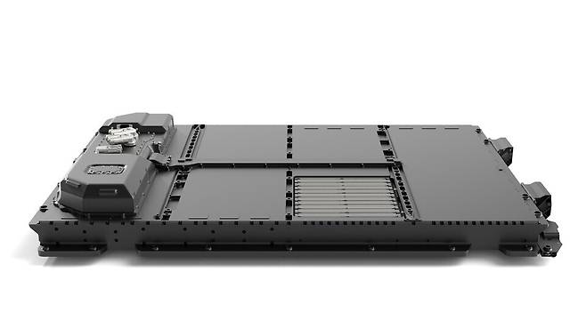 벤츠가 공개한 고체 배터리(출처: 메르세데스-벤츠)