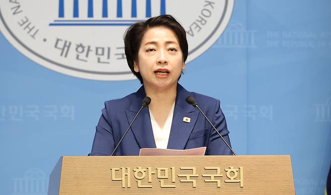 황정아 더불어민주당 의원(대전 유성구을)이 SMR의 기술개발 지원을 위한 법적 근거를 마련하는 내용의 ‘SMR 특별법’(소형모듈원자로 기술 개발 촉진 및 지원에 관한 특별법안)을 대표 발의했다./뉴스1