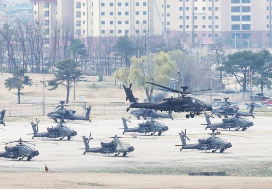 U.S. Forces Korea (USFK) helicopters are seen at Camp Humphreys in Pyeongtaek, Gyeonggi, on April 9. [YONHAP]