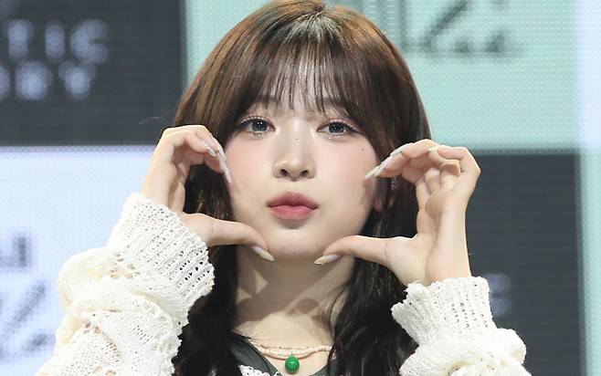 리 하루나가 주거지 무단 칩입 피해를 입었다. 사진은 지난해 10월 서울 용산구 블루스퀘어 마스터카드홀에서 가진 미니 5집 'appendix: Of All We Have Lost' 발매 기념 쇼케이스에 참석한 그룹 빌리 하루나. /사진=뉴스1