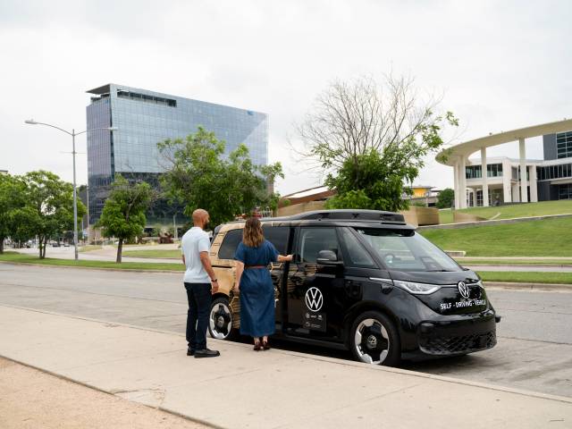 우버와 폭스바겐의 공유 자율주행차. 사진제공=우버