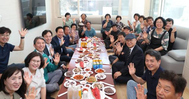 지난 3월 대형 산불 발생 4개월여만에 지난 24일 안동시 남후면 광음2리에서 산불피해 주민 1호 재건 주택 입주가 진행됐다. 안동시 제공