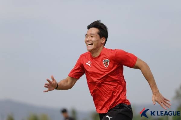 포항스틸러스 수비수 이태석. 사진=한국프로축구연맹 제공