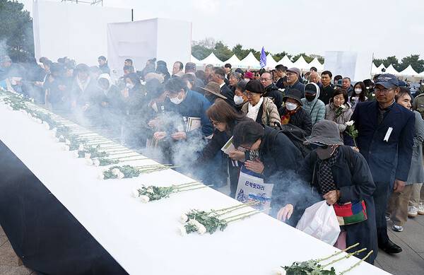 제주4.3 희생자와 유족에 대한 보상금이 7만3000여명에게 지급된 것으로 나타났다. ⓒ헤드라인제주