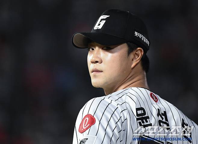 26일 부산 사직구장에서 열린 KIA와 롯데의 경기. 9회초 윤성빈이 등판하고 있다. 부산=정재근 기자 cjg@sportschosun.com/2025.7.26/