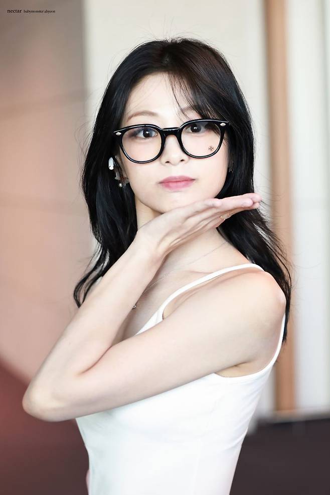 베이비몬스터 아현