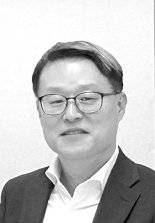 최원기 국립외교원 교수