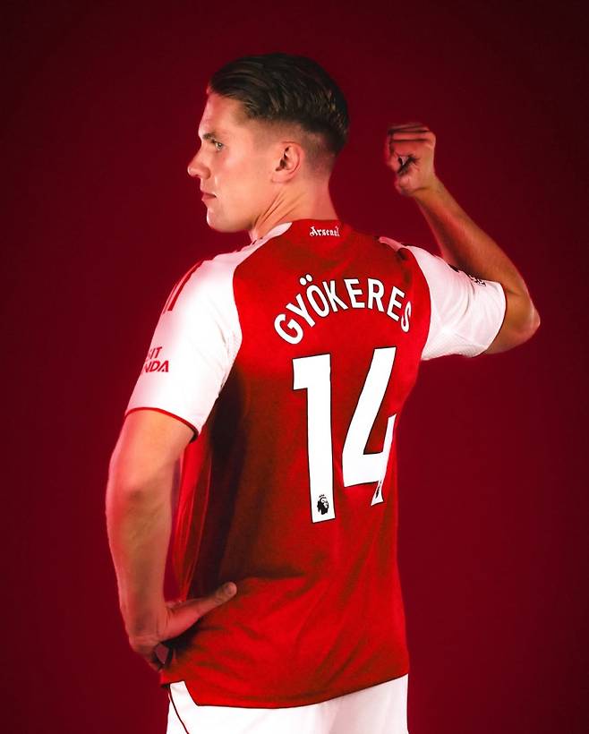 27일 아스널에 합류한 공격수 요케레스. 사진=아스널