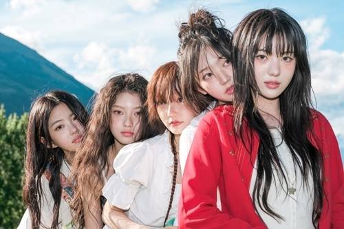 27일 소속사 스타쉽엔터테인먼트 측은 “키키가 8월 6일 컴백을 앞두고 오늘(27일) ‘2025 SBS 가요대전 Summer’(이하 ‘가요대전’)에서 신곡 무대를 기습 선공개한다”고 전했다.