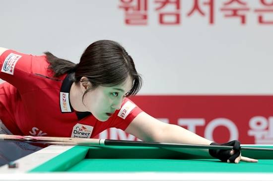 SK렌터카가 휴온스를 꺾고 4승1패로 단독 1위를 질주했다. 강지은은 2승을 책임지며 팀승리에 결정적인 역할을 했다. (사진=PBA)