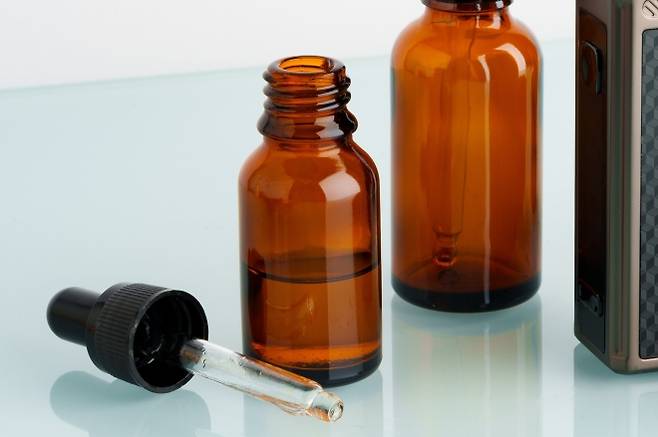 액상 전자담배 이미지. (기사 내용과 직접 관련 없음) 아이클릭아트