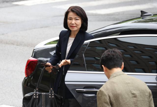 이진숙 방송통신위원장이 15일 경기 과천시 방통위로 출근하고 있다. 연합뉴스
