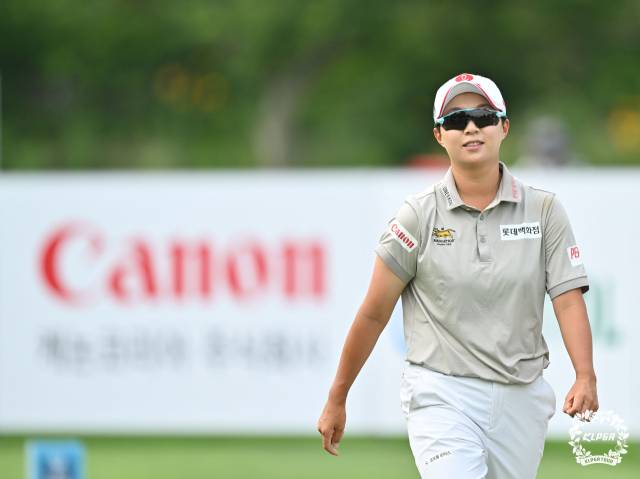 역전 우승을 노리고 있는 김효주. 사진 제공=KLPGA