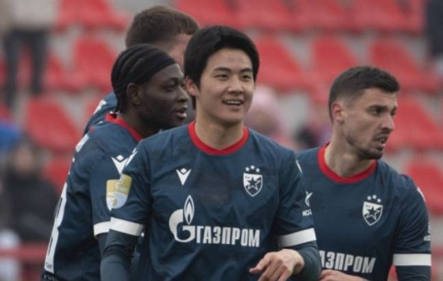 츠르베나 즈베즈다 설영우. /사진=즈베즈다 공식 SNS