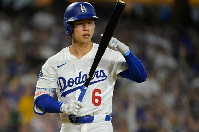 미국 메이저리그 LA 다저스에서 뛰고 있는 김혜성이 27일(한국시간) 미국 매사추세츠주 보스턴의 펜웨이 파크에서 열린 2025 미국 메이저리그(MLB) 보스턴 레드삭스와의 원정경기에 9번 타자 겸 2루수로 선발 출전, 3타수 2안타 1삼진을 기록했다. 사진 연합뉴스