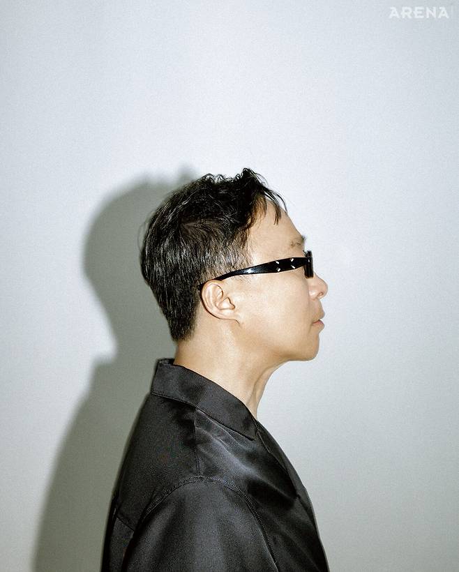 실크 셔츠 코스, 안경 젠틀몬스터×메종 마르지엘라 제품.