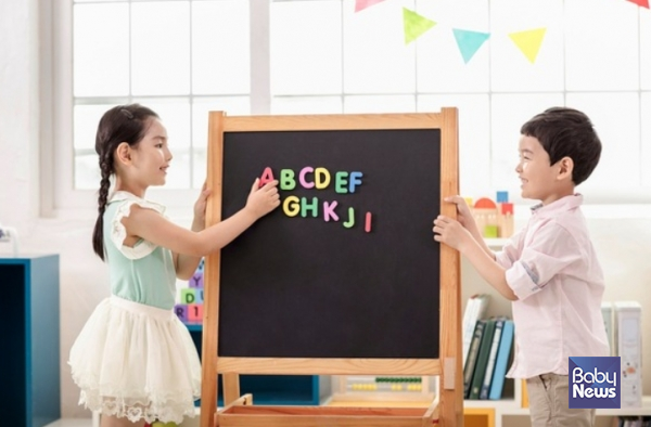 국·공립 유치원은 매달 10만 원, 사립 유치원은 28만 원의 유아학비를 지원받는다. ⓒ베이비뉴스