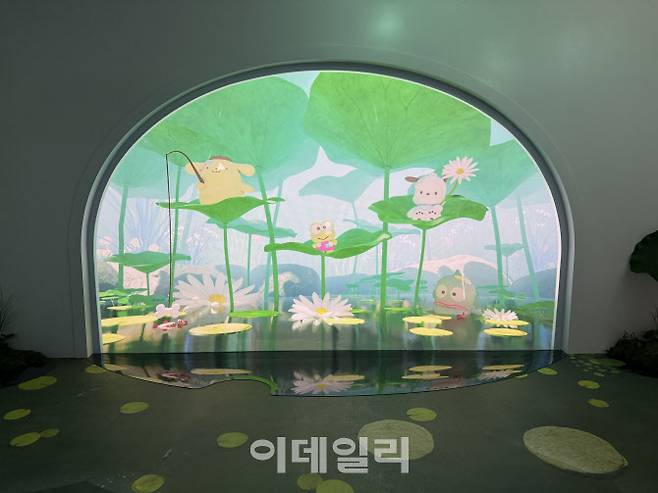 케로케로케로피 캐릭터를 주제로 한 ‘연못’