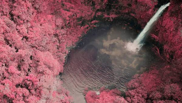 대니 멜러 作 ‘암흑별 폭포’. 경기도미술관 제공