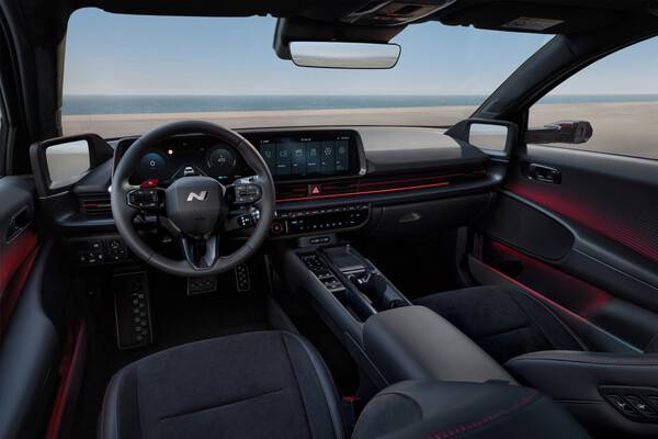 더 뉴 아이오닉 6