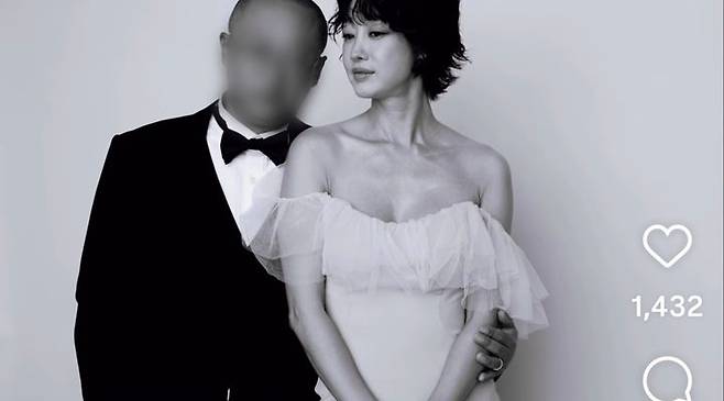 [서울=뉴시스] 배우 최여진이 웨딩화보를 공개했다. (사진=최여진 인스타그램 캡처) 2025.07.28. photo@newsis.com *재판매 및 DB 금지