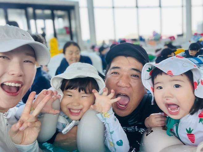 장상빈씨 가족. 한국장기조직기증원